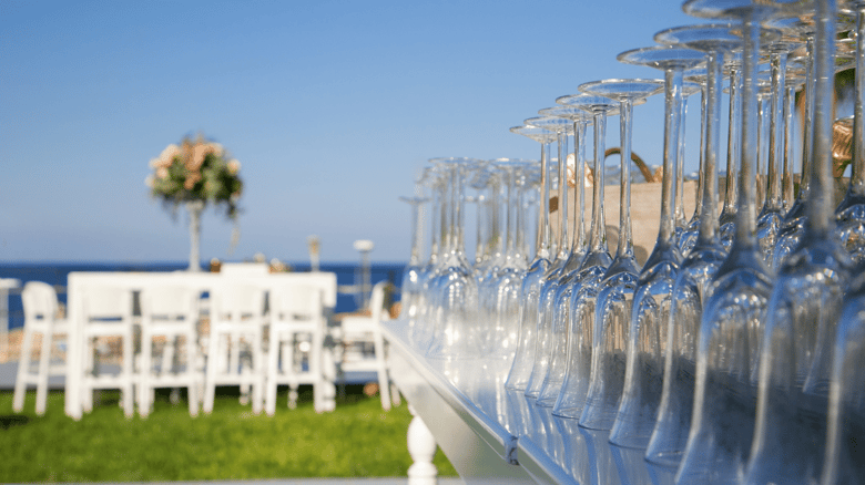 P3 Outdoor Wedding Cocktail Hour Header Image
